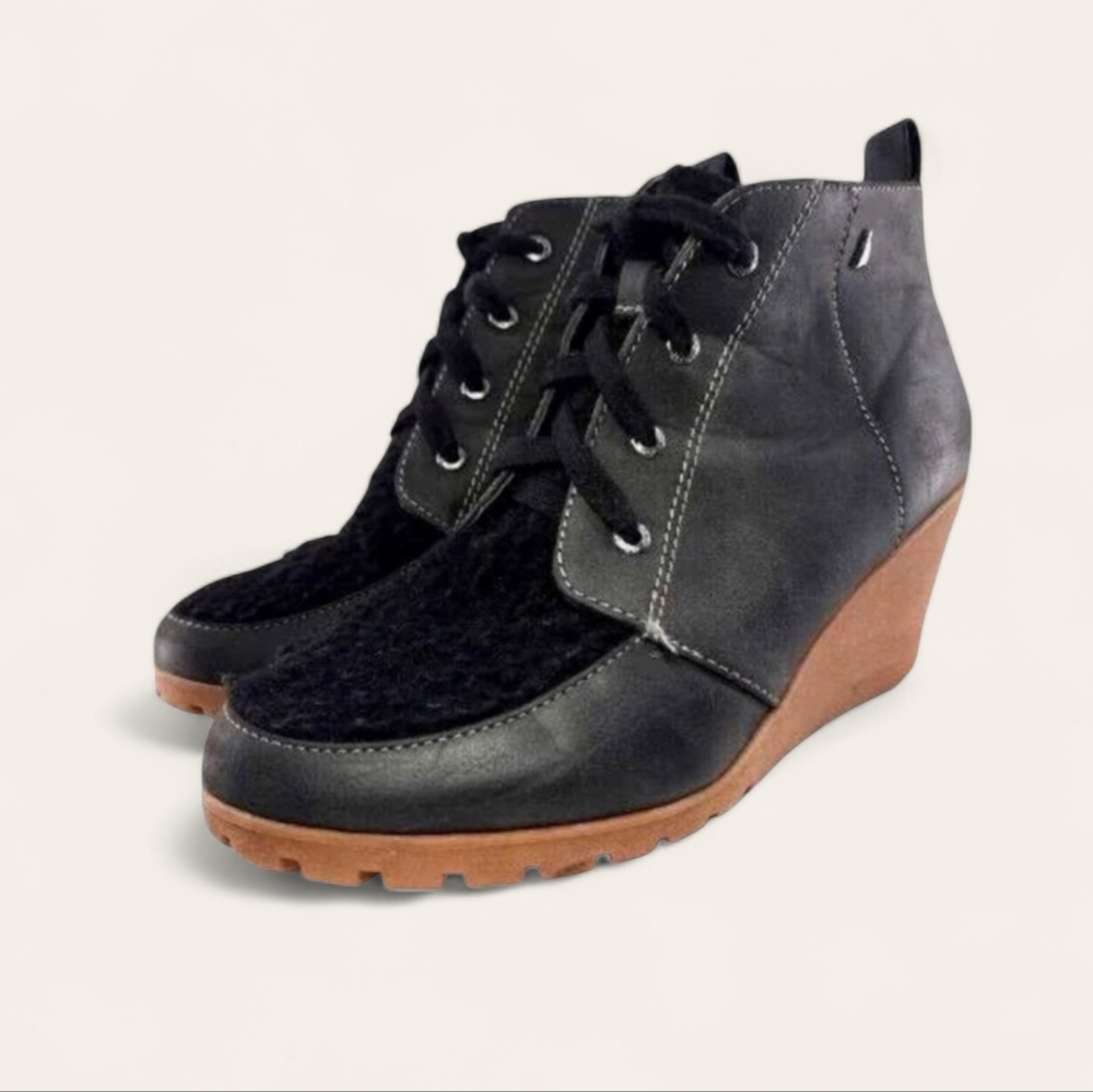 Nautica Faux Fur & Leather Wedge Black Lace Up Ankle Booties Size 9